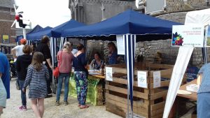 Equipes populaires Marché producteurs locaux Remicourt 21 mai 2017 2