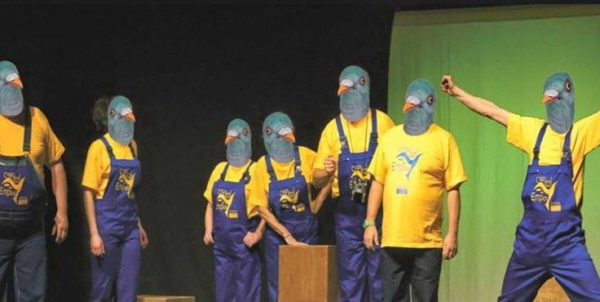 Les Equipes Populaires - Théâtre-action "L'impossible dressage des Ramiers" 4